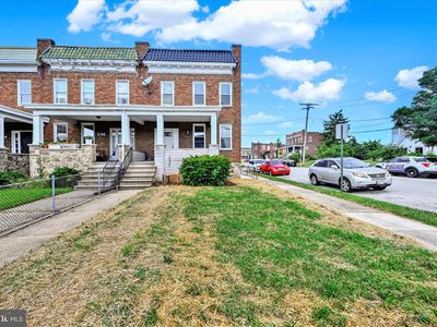 2400 W Lafayette Ave