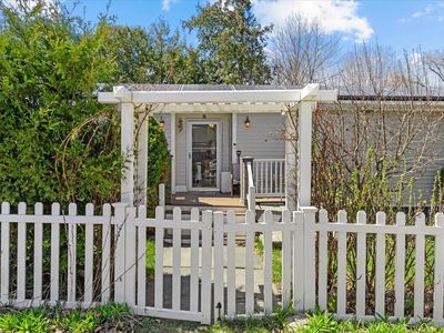 Property at 9 Railroad Lane, Shelburne, VT