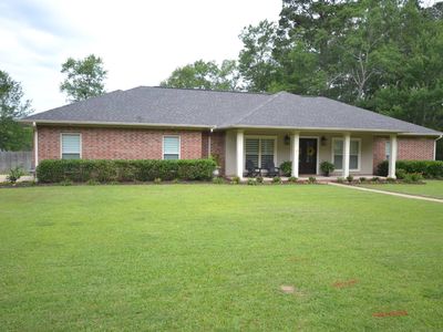 15 Springwood Dr
