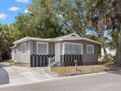 1015 Metto St