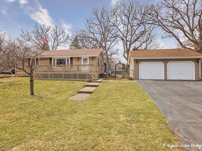 Property at 2809 Tower Dr, Holiday Hills, IL