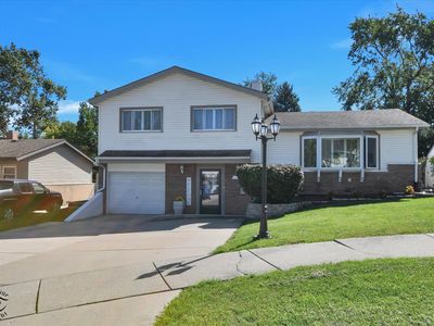 9101 Elm Cir