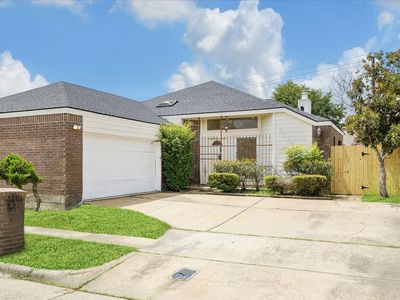 8018 Cobblefield Ln