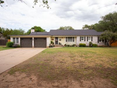 4212 Erik Ave