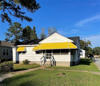 Property at 415 Hogart St, Franklin, VA