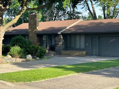 1200 Shryer Ave W