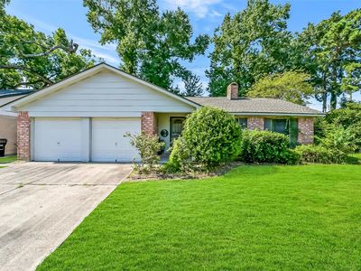 5314 Moonshadows Dr