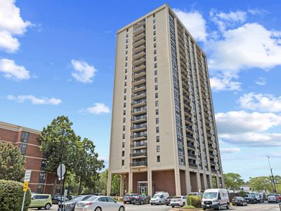 2901 S Michigan Ave APT 405