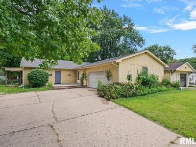 3212-3214 Clarendon Dr