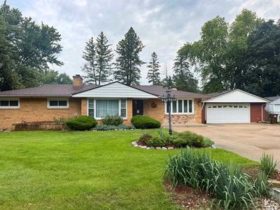 106 Superior Ave