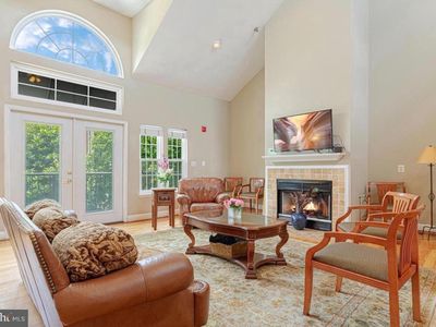 3308 Wyndham Cir APT 221