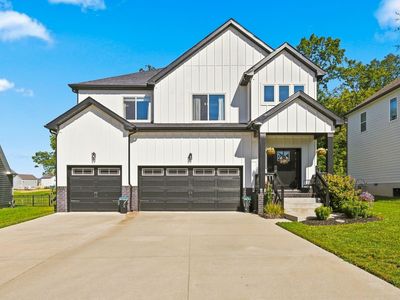 1738 Oak Forest Dr