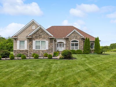 53 Clubhouse Dr