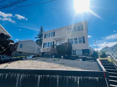 84 Elsie St