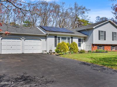 3 Hemlock Hill Road
