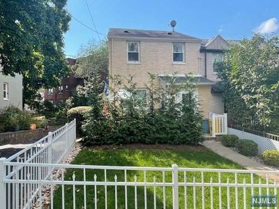 Property at 534 Beverly Rd, Teaneck, NJ