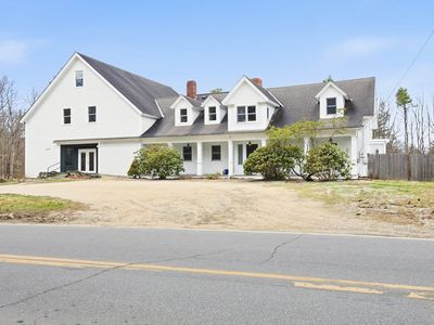 3 Elm Hill Road