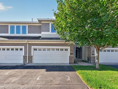594 Sutherland Dr