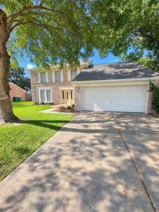 2322 Colleen Dr