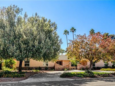 3753 Meadowcrest Dr