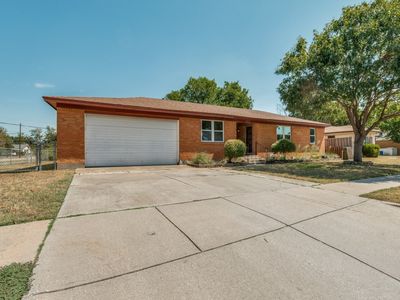 5020 Susan Lee Ln