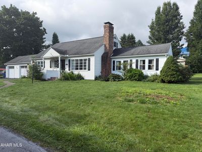 330 Princeton Ave