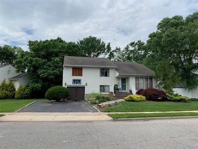Property at 520 Ann Lane, Wantagh, NY
