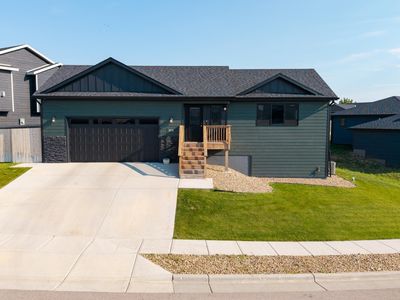 815 Jones Dr
