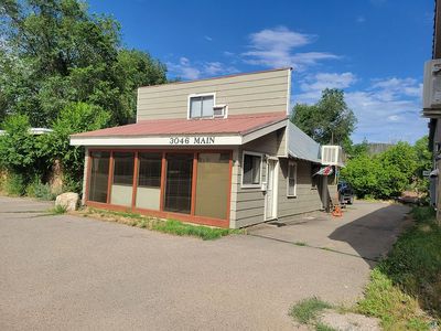 3046 Main Ave