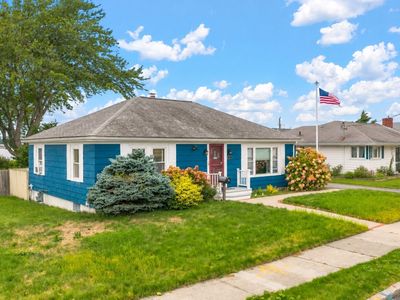Property at 19 Nautilus St, New Bedford, MA