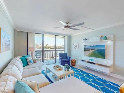 601 Seaview Ct APT C206