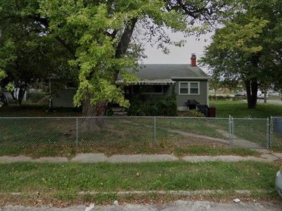 502 E Maryland Ave