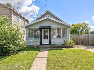 2206 William Street