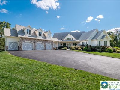6410 Sweetbriar Ln
