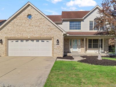 Property at 23888 Leighwood Dr, Woodhaven, MI