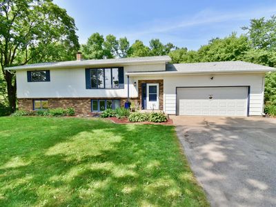 1211 County Road 2 S