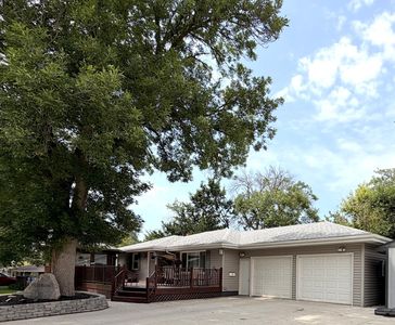 598 Prospect Ave
