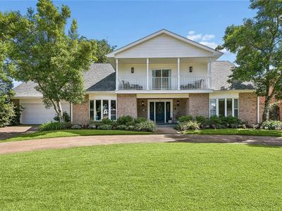 50 Chateau Mouton Dr
