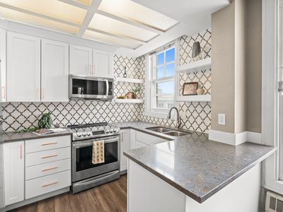 29 S State St APT 605