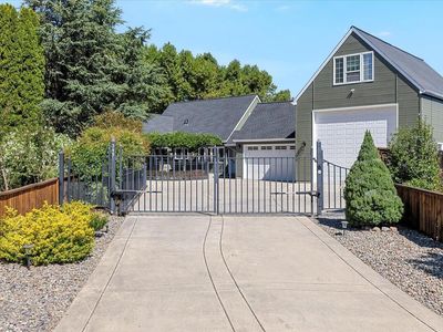 345 Meadow Lark Way