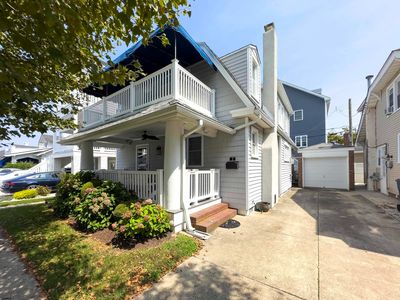7 N Swarthmore Ave