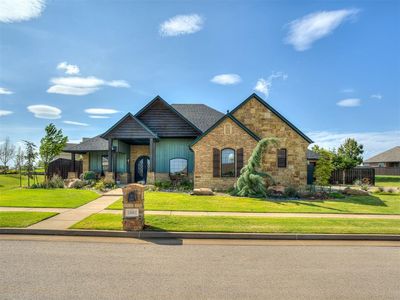 10001 Cascina Dr