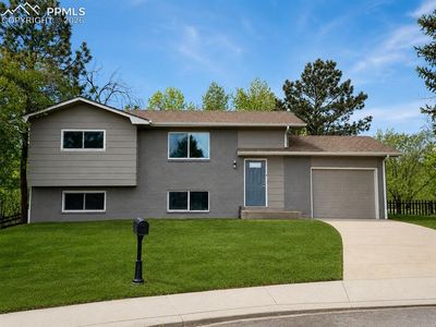 406 Squire St