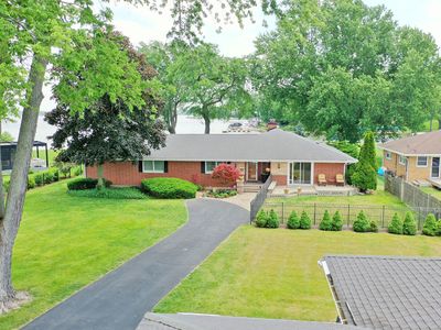 905 River Terrace Dr