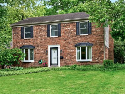 222 Wisteria Dr