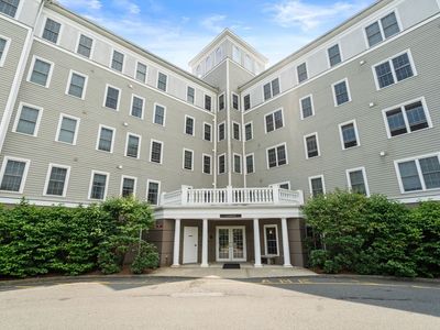8 Crowninshield St Unit 212
