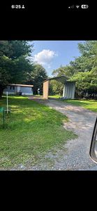 221 Candle Dr