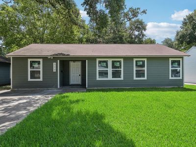 317 Redwood St