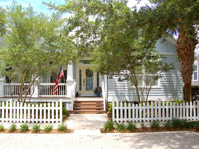 136 ISLAND COTTAGE Way