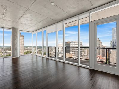 805 Church St APT 2402